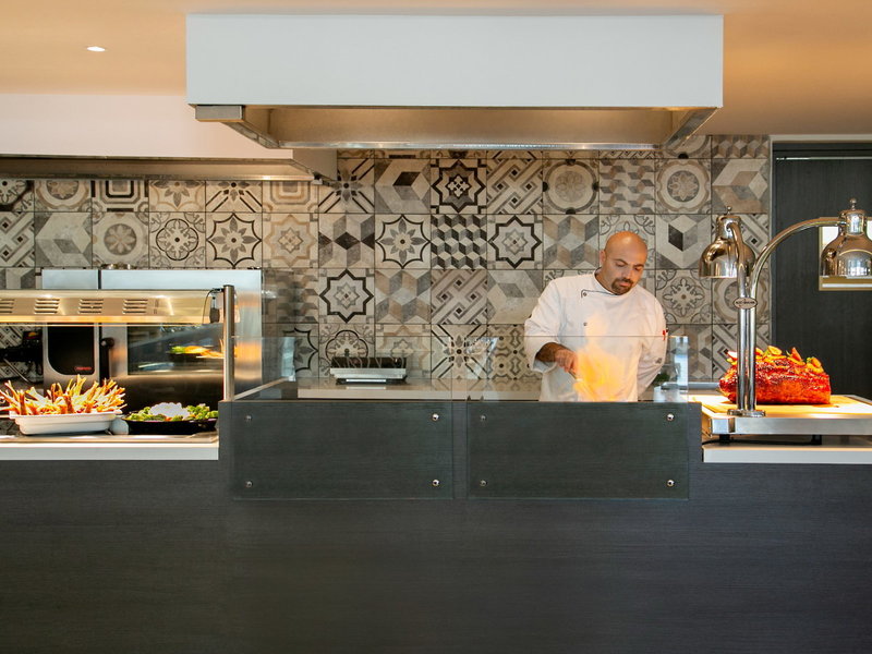 Vangelis Hotel & Suites 25