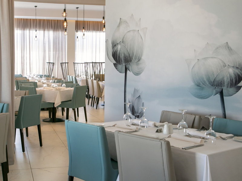 Vangelis Hotel & Suites 40