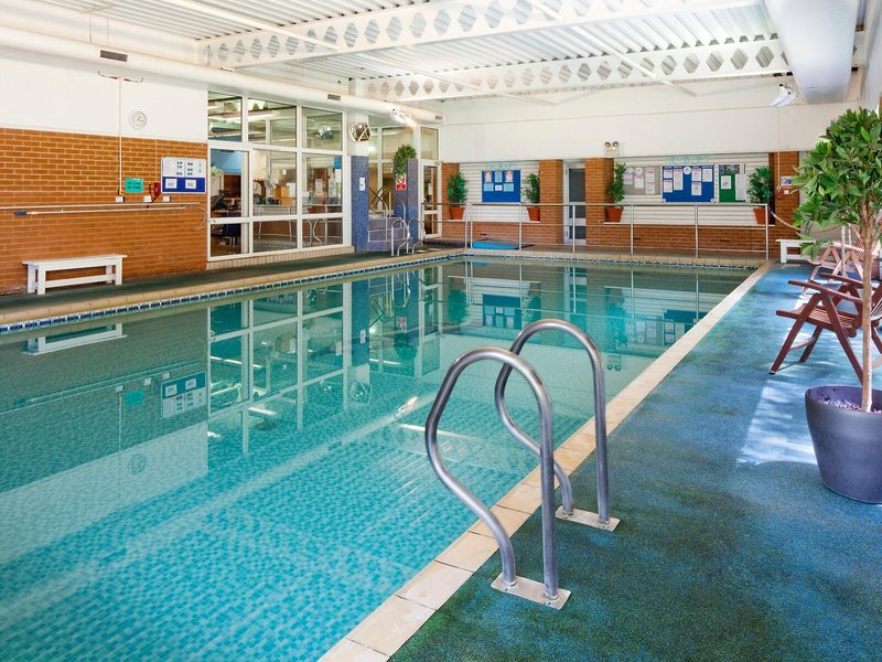 Holiday Inn Norwich 11