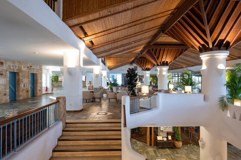 Coral Beach Hotel & Resort 23