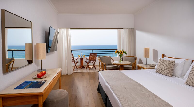 Coral Beach Hotel & Resort 71