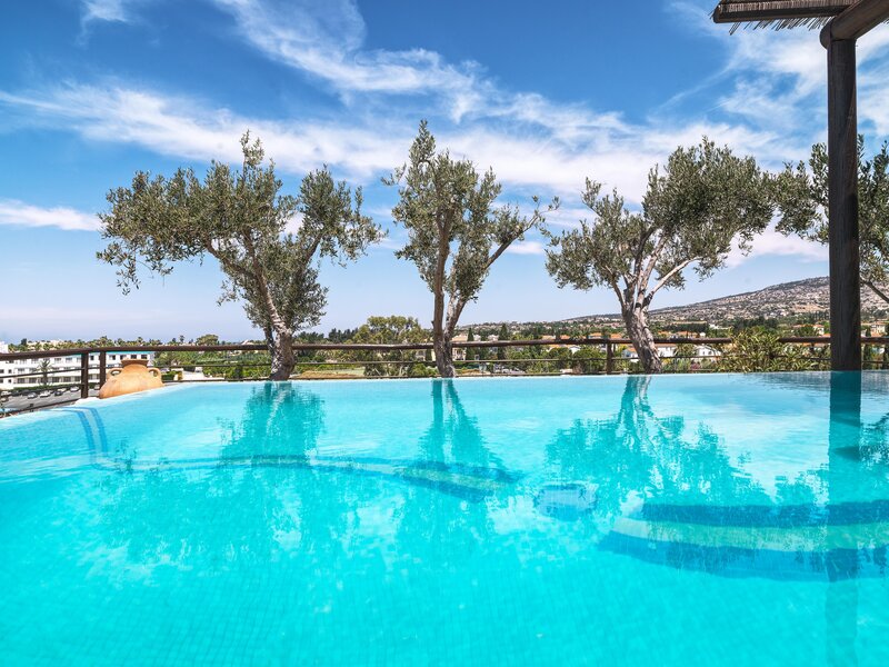 Coral Beach Hotel & Resort 87
