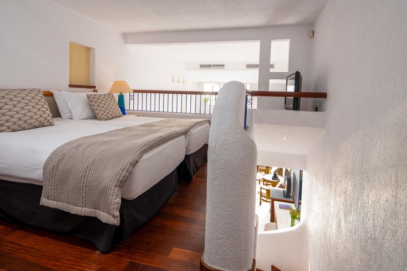 Coral Beach Hotel & Resort 92