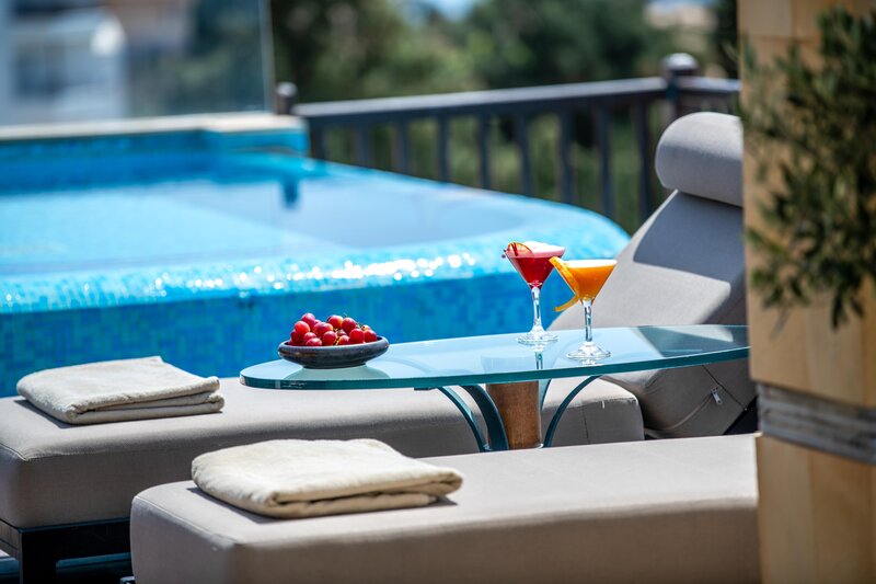 Coral Beach Hotel & Resort 118