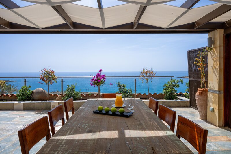 Coral Beach Hotel & Resort 124