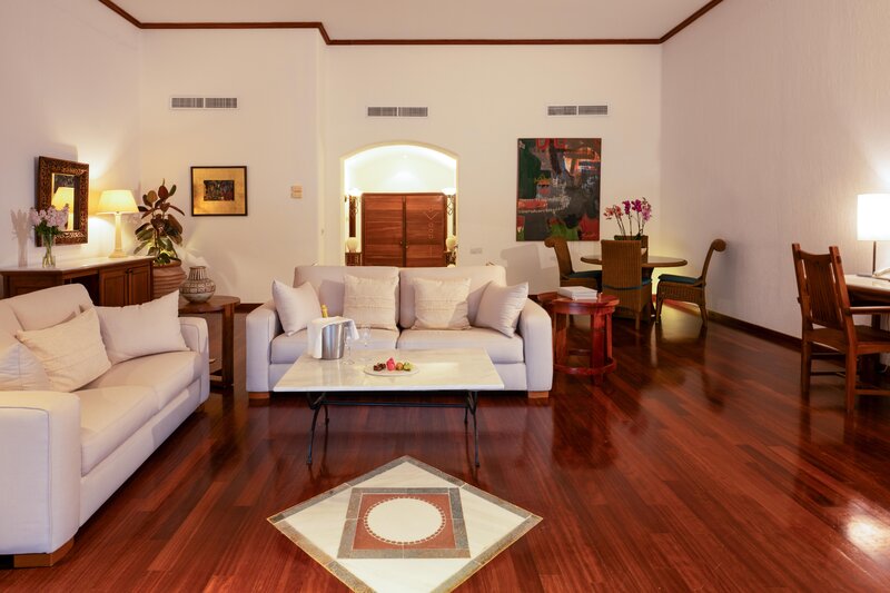 Coral Beach Hotel & Resort 127