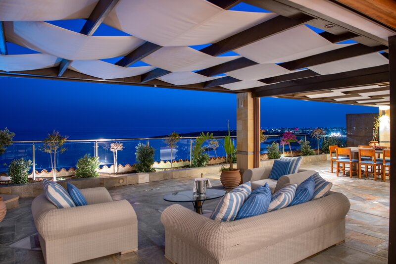 Coral Beach Hotel & Resort 132