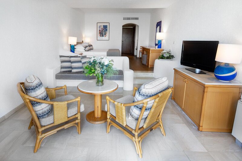 Coral Beach Hotel & Resort 150