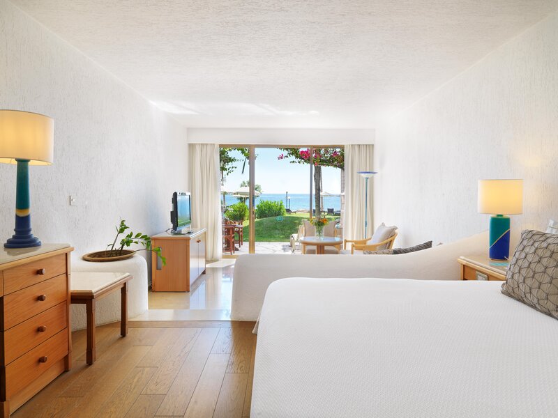 Coral Beach Hotel & Resort 151