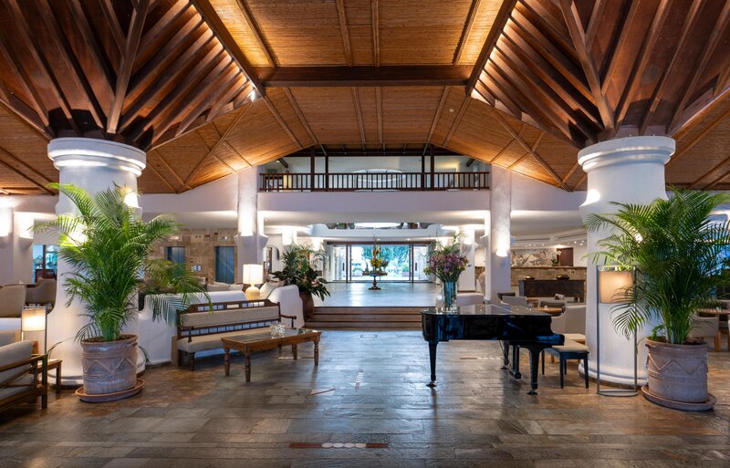 Coral Beach Hotel & Resort 154