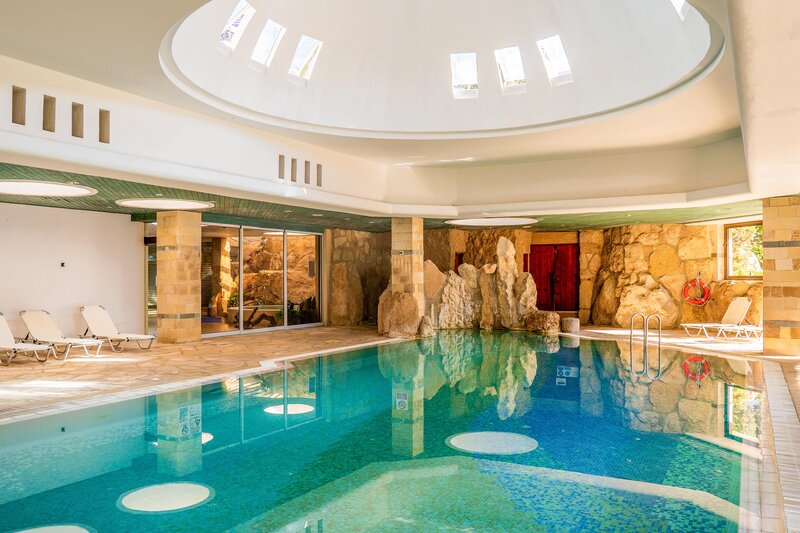 Coral Beach Hotel & Resort 180