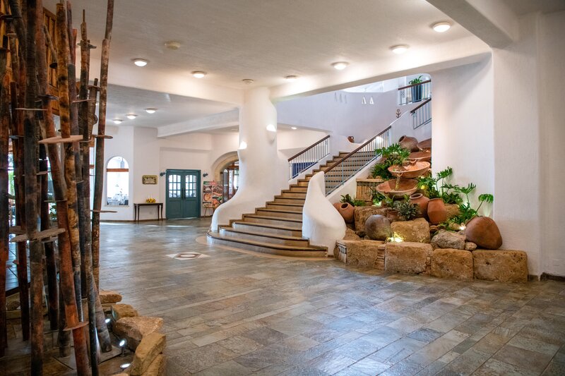 Coral Beach Hotel & Resort 188