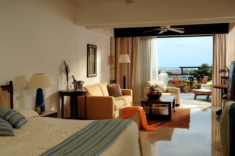 Coral Beach Hotel & Resort 194