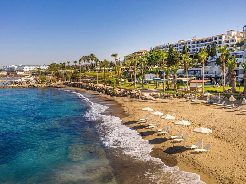 Coral Beach Hotel & Resort 4