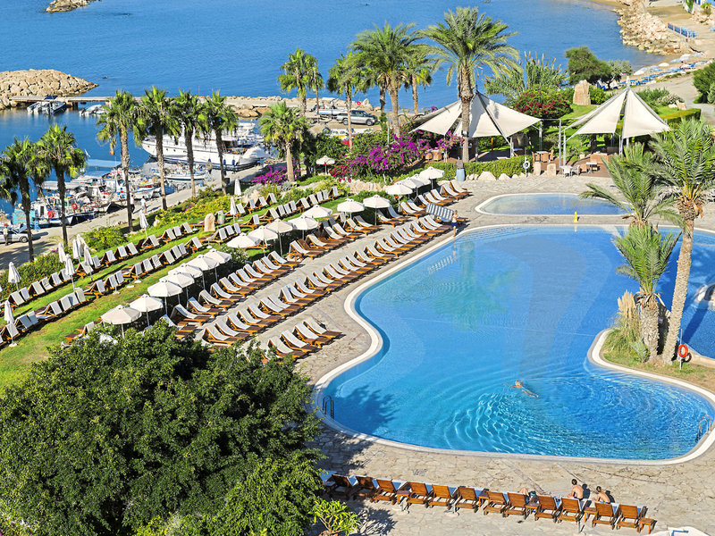 Coral Beach Hotel & Resort 5