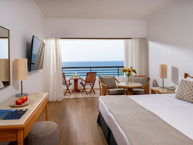 Coral Beach Hotel & Resort 44