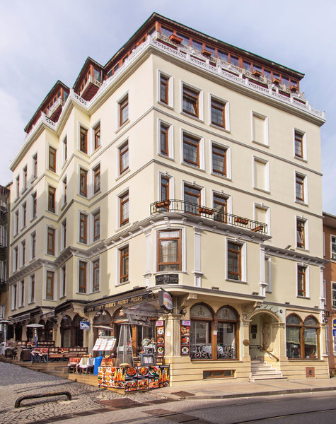 Best Western Empire Palace 1