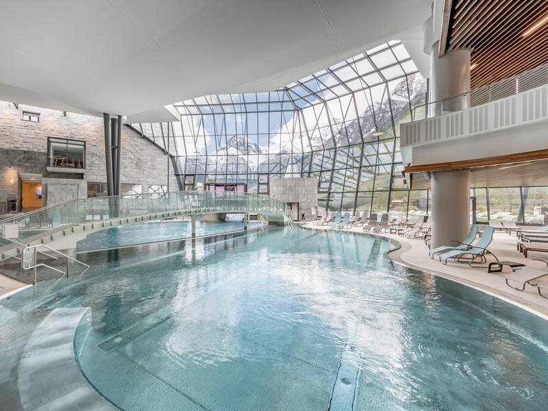 Aqua Dome 20