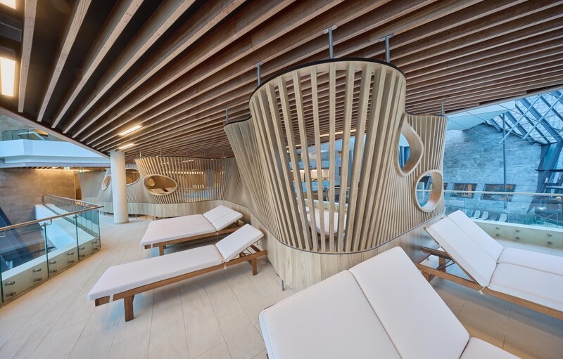 Aqua Dome 26