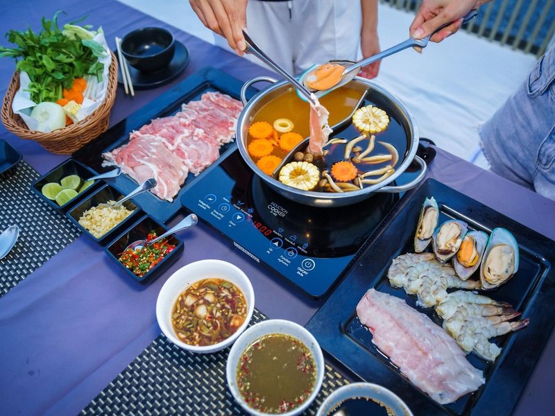 The Private Pool Villas at Civilai Hill Khao Yai 26 - Restaurant