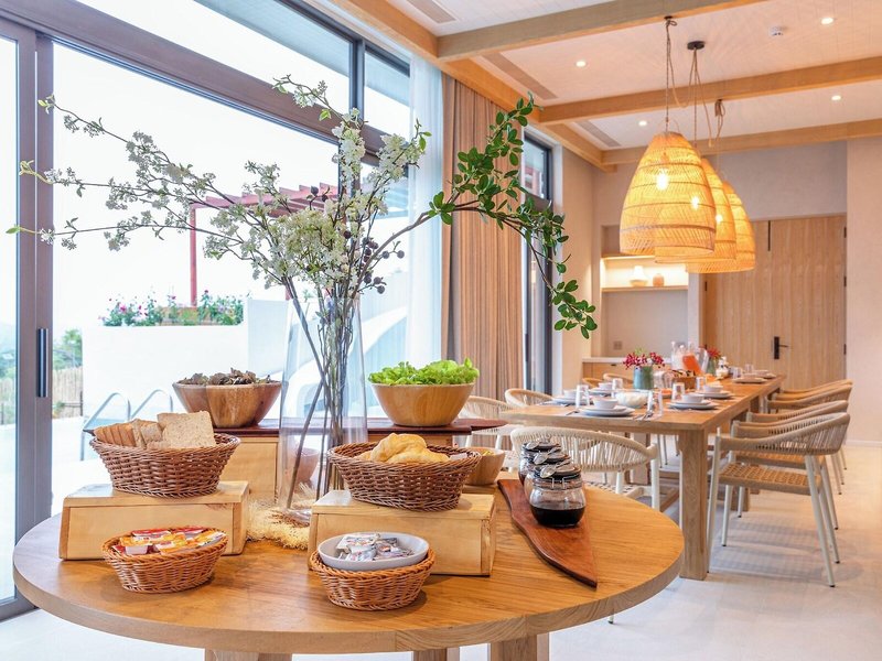The Private Pool Villas at Civilai Hill Khao Yai 31 - Restaurant
