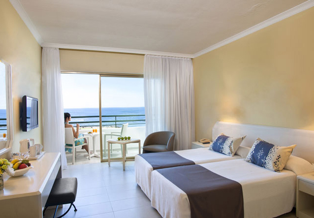 Louis Imperial Beach 3 - Room Example