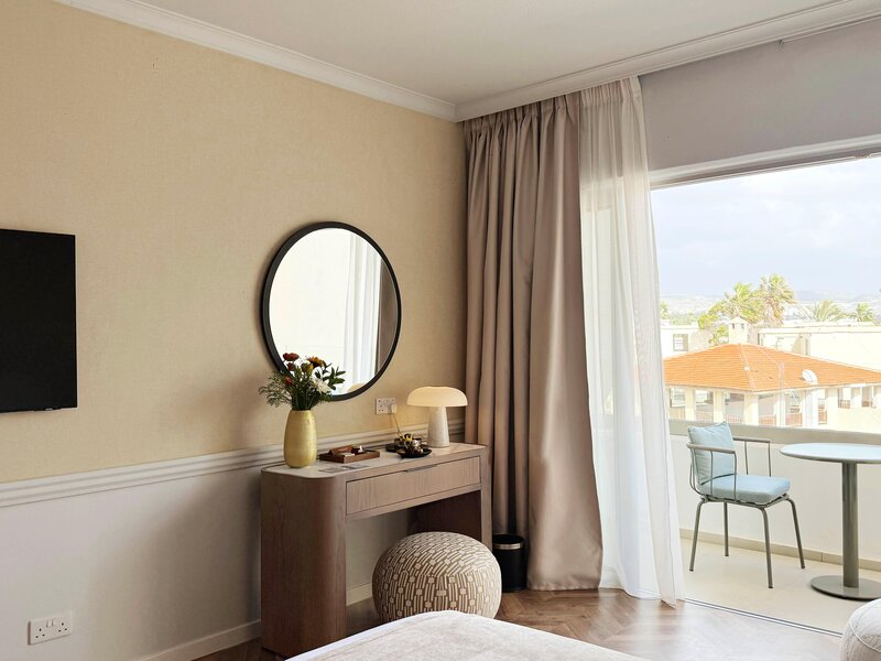 Louis Imperial Beach 35