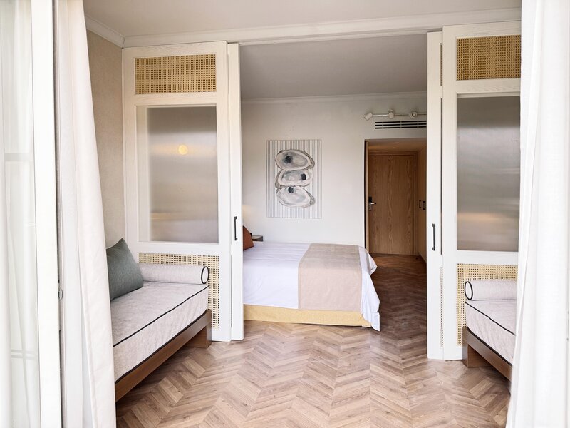 Louis Imperial Beach 49