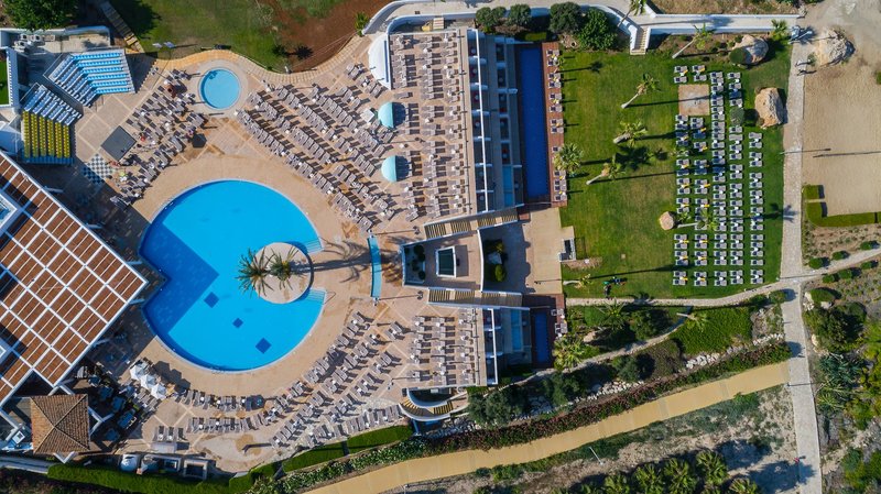 Leonardo Laura Beach & Splash Resort 12