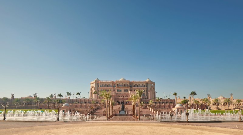 Emirates Palace Abu Dhabi 18 - Landscape