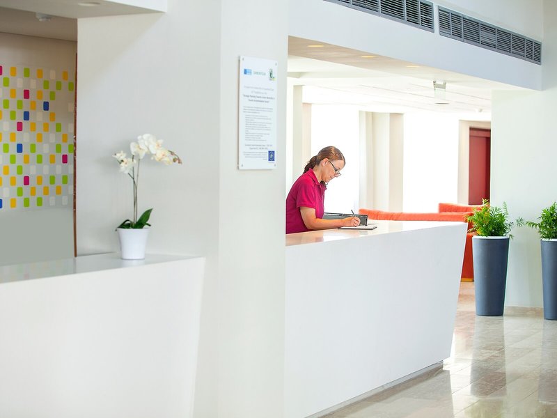 smartline Paphos 16