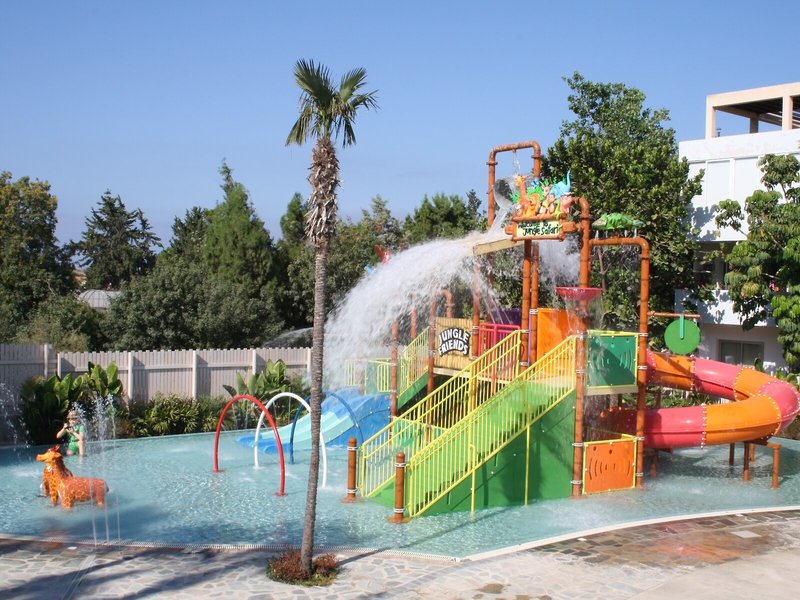 smartline Paphos 35