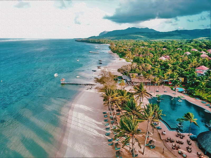 Outrigger Mauritius Beach Resort 2