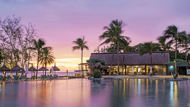 Outrigger Mauritius Beach Resort 16 - Outdoor Pool