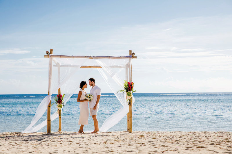 Outrigger Mauritius Beach Resort 23 - Beach