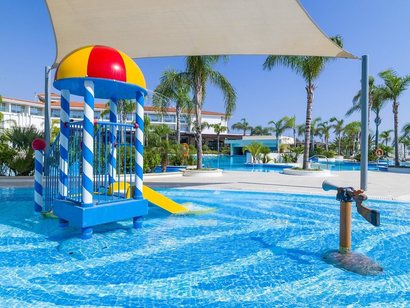 Olympic Lagoon Resort Paphos 11