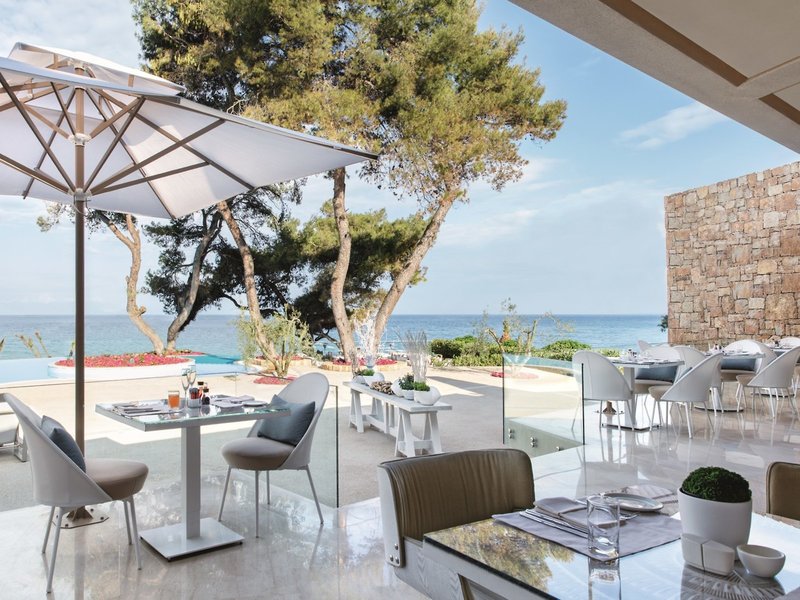 Sani Club 11