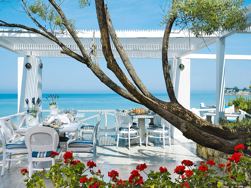 Sani Club 13