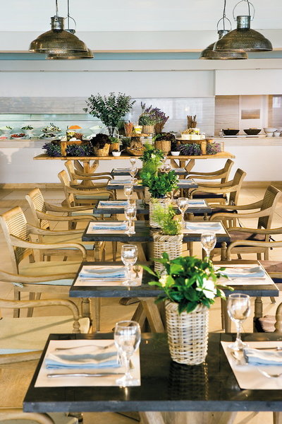 Sani Club 14
