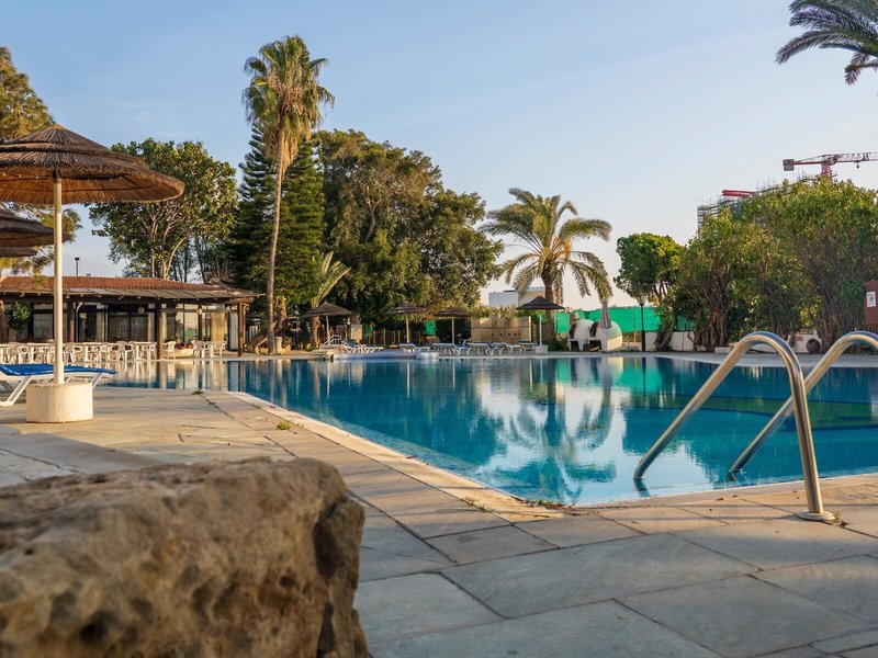 Paphos Gardens Holiday Resort 4