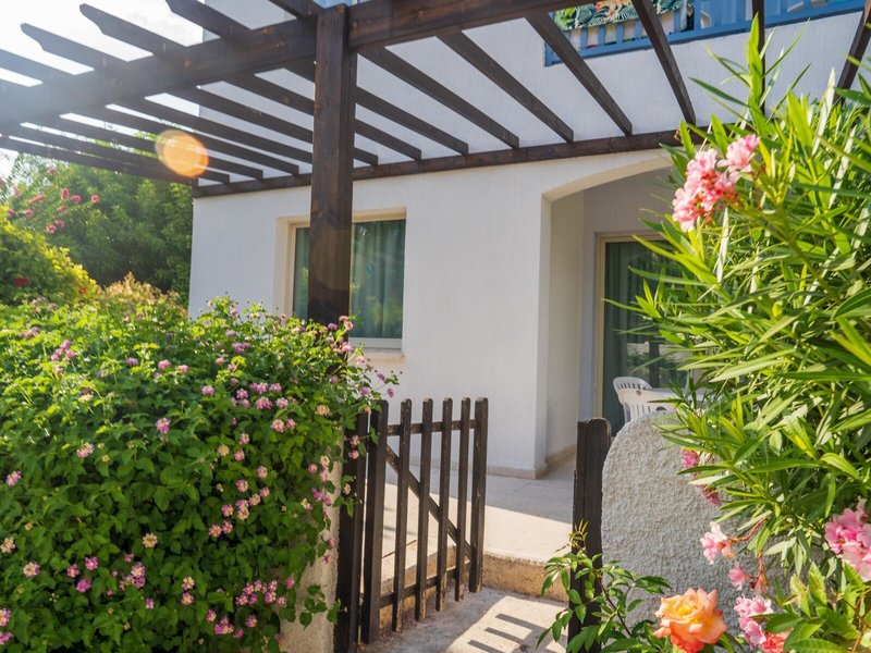 Paphos Gardens Holiday Resort 8