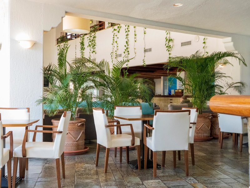 Paphos Gardens Holiday Resort 15