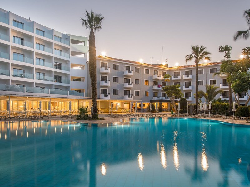 Narcissos Hotel Apartments 2