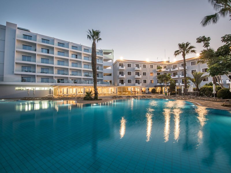 Narcissos Hotel Apartments 5