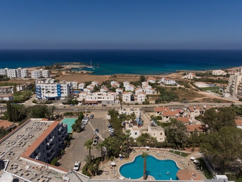 Narcissos Hotel Apartments 6