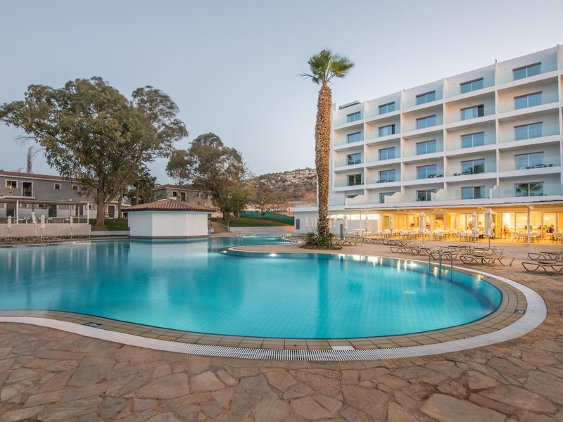 Narcissos Hotel Apartments 10