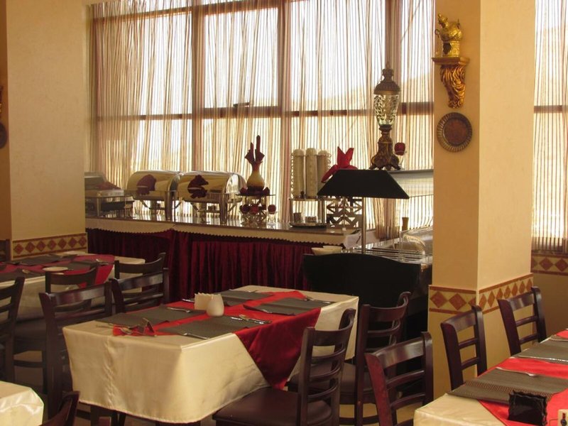 Mirage Hotel Al Aqah 17