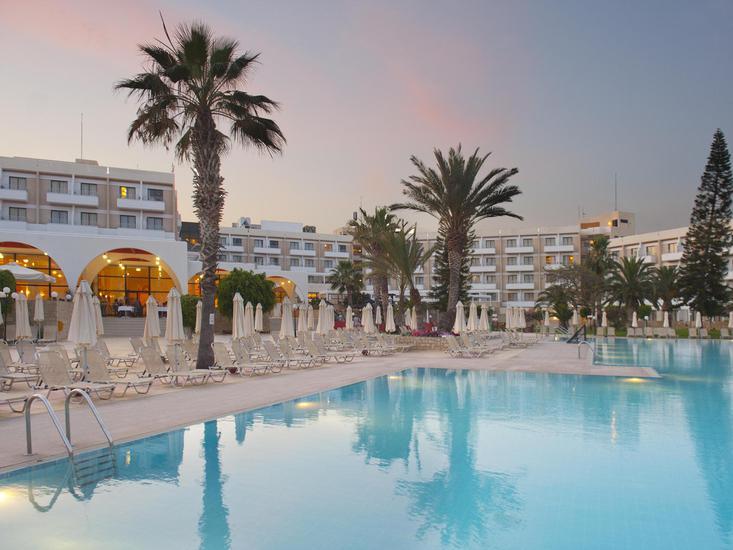 Louis Phaethon Beach 1