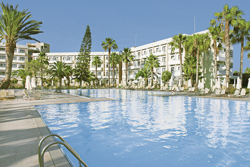 Louis Phaethon Beach 1