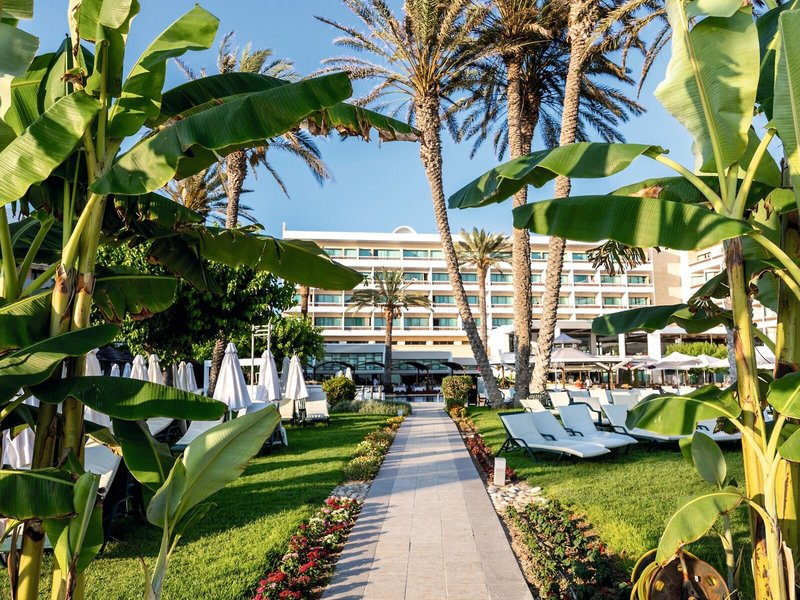 TUI BLUE Pioneer Beach 11